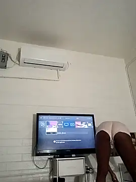 Xochillovemoney2 online show from September 2025 06:30:02 AM