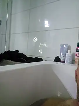 ktmtom247 online show from April 2026 04:57:01 AM