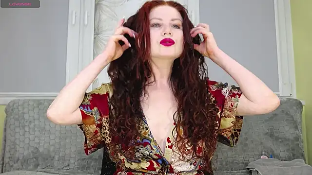 Hetera online show from April 2026 07:06:01 PM