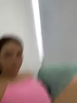 Snapshot of thered_QueenX chatting on March 2025 03:25:01 PM thered QueenX online show from March 2025 03:25:01 PM