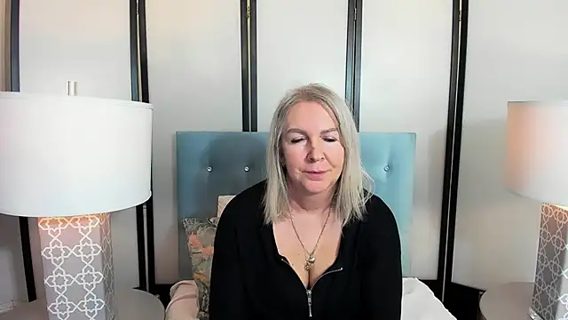 EricaTop online show from December 2024 06:33:01 PM