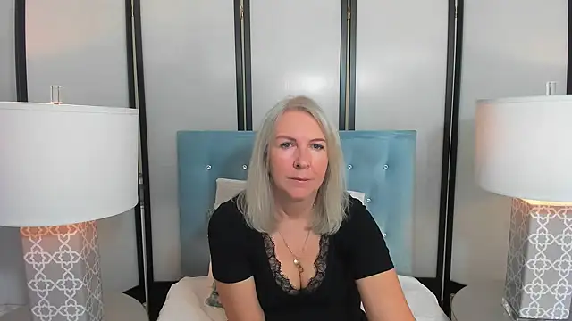 EricaTop online show from October 2025 04:55:02 AM