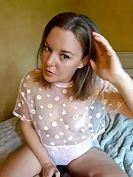 SwedishJennifer online show from September 2025 09:30:01 AM