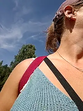 Snapshot of SwedishJennifer chatting on July 2026 12:43:01 PM SwedishJennifer online show from July 2026 12:43:01 PM