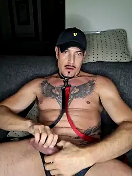 Snapshot of Dv8rBoy666 chatting on January 2025 03:23:01 AM Dv8rBoy666 online show from January 2025 03:23:01 AM