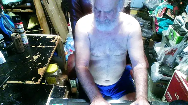 Snapshot of russtee chatting on November 2025 08:24:02 PM russtee online show from November 2025 08:24:02 PM