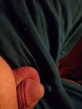 Snapshot of russtee chatting on February 2026 06:00:02 AM russtee online show from February 2026 06:00:02 AM