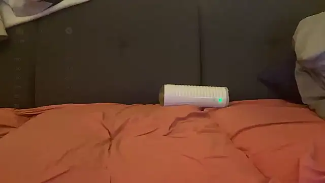 Snapshot of LionBoy1976 chatting on March 2025 05:57:02 AM LionBoy1976 online show from March 2025 05:57:02 AM