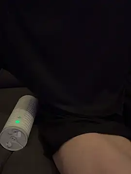 LionBoy1976 online show from April 2026 05:41:01 AM