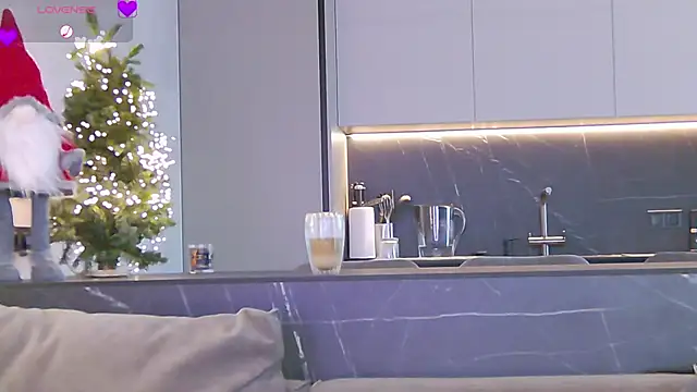 Sinful Eyes online show from January 2025 01:04:02 PM