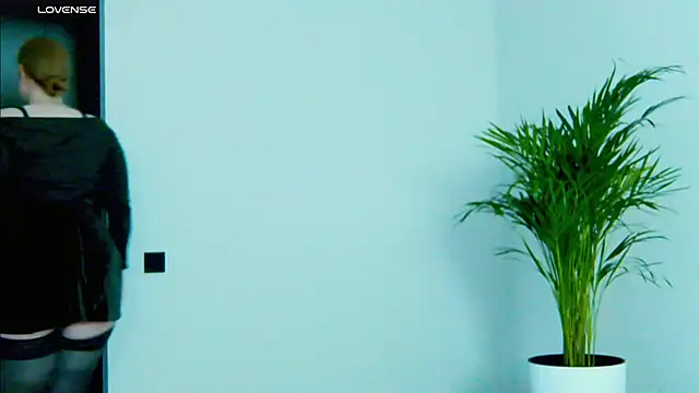 Sinful Eyes online show from November 2025 06:15:01 AM