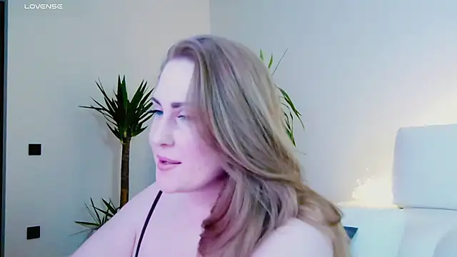 Sinful Eyes online show from March 2026 03:35:02 AM