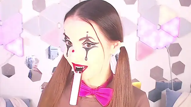 LexiKiss online show from November 2025 11:25:01 PM