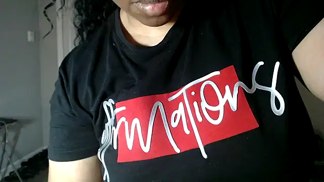 Sexymona1218 online show from September 2025 10:45:02 PM