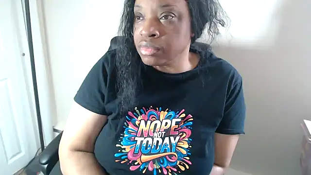 Sexymona1218 online show from April 2026 02:22:02 PM