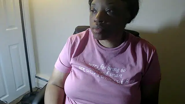 Snapshot of Sexymona1218 chatting on July 2026 05:36:01 AM Sexymona1218 online show from July 2026 05:36:01 AM