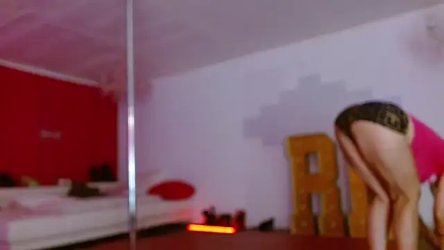 Snapshot of Sweet-Ginger chatting on February 2026 03:30:01 PM Sweet-Ginger online show from February 2026 03:30:01 PM