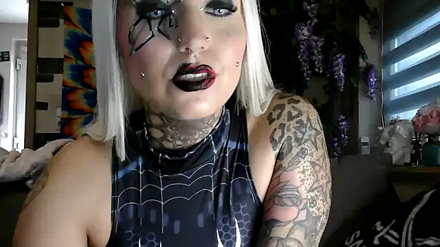 RoxxyInk online show from October 2025 11:11:02 AM