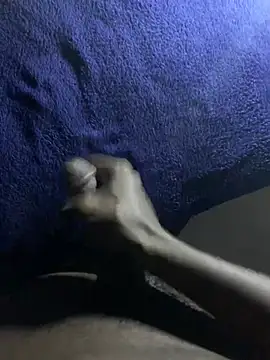 Snapshot of Curvy_conda chatting on December 2024 08:36:01 PM Curvy conda online show from December 2024 08:36:01 PM