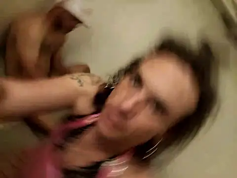 Snapshot of sissyvee chatting on April 2026 09:15:01 AM sissyvee online show from April 2026 09:15:01 AM