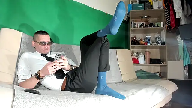 viraglaci18xh online show from March 2026 04:11:02 PM