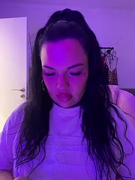  MelinaCurves  online show from July 2026 11:01:01 PM