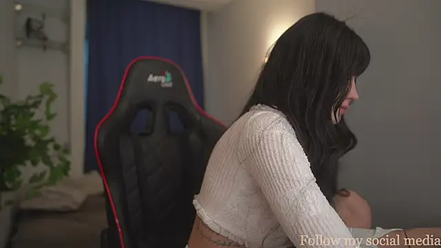 oxxme online show from November 2025 11:29:01 AM