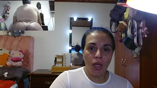 Snapshot of zoe_hotxxx chatting on June 2026 02:03:02 PM zoe hotxxx online show from June 2026 02:03:02 PM