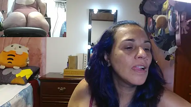 Snapshot of zoe_hotxxx chatting on July 2026 02:12:02 PM zoe hotxxx online show from July 2026 02:12:02 PM