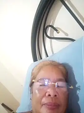 sexylizzy4u online show from February 2025 08:35:02 PM