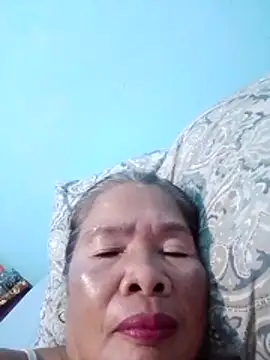 sexylizzy4u online show from February 2026 01:09:01 PM