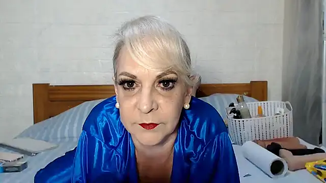 Snapshot of awild_kitten chatting on May 2026 08:44:01 AM awild kitten online show from May 2026 08:44:01 AM