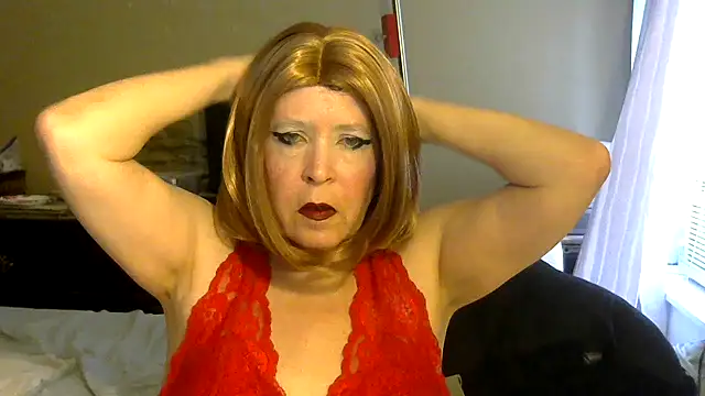 Snapshot of LavondiaStarr chatting on June 2026 08:24:01 PM LavondiaStarr online show from June 2026 08:24:01 PM