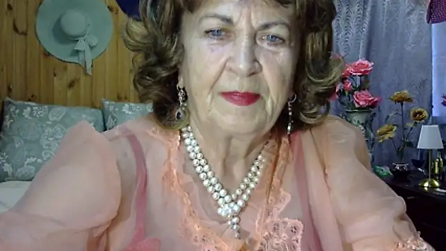 Emma52610 online show from July 2026 05:58:01 AM