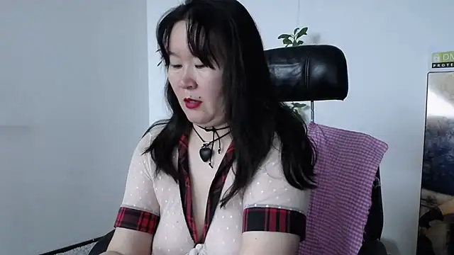 Akira xx online show from November 2025 02:35:01 AM