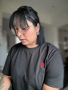 DannaaMeliza online show from December 2024 02:05:01 PM