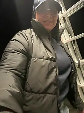 DannaaMeliza online show from December 2024 05:48:01 PM