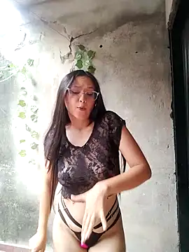 Camilatinass  online show from April 2026 12:20:01 PM