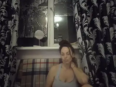 LindaStarS online show from February 2025 05:59:01 PM