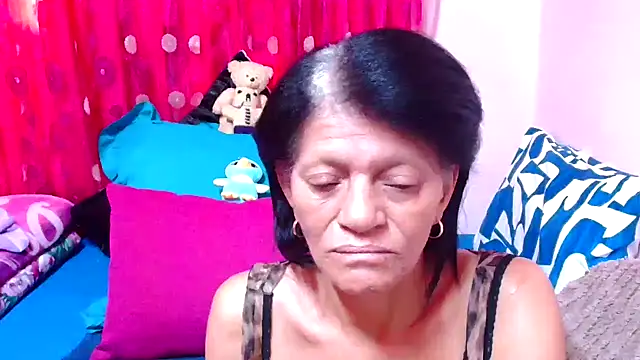 SLUTTYROXY online show from October 2025 07:31:02 AM