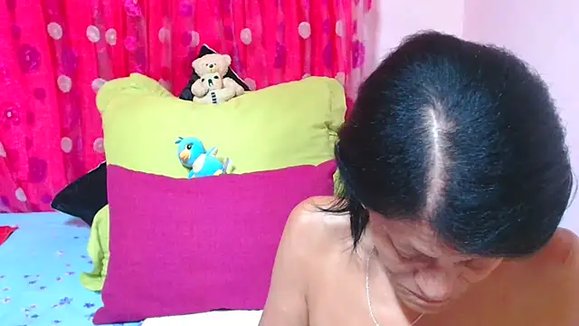 SLUTTYROXY online show from February 2026 06:28:01 PM