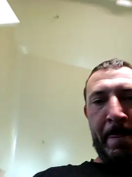 UncutHammer69 online show from October 2025 06:51:01 PM