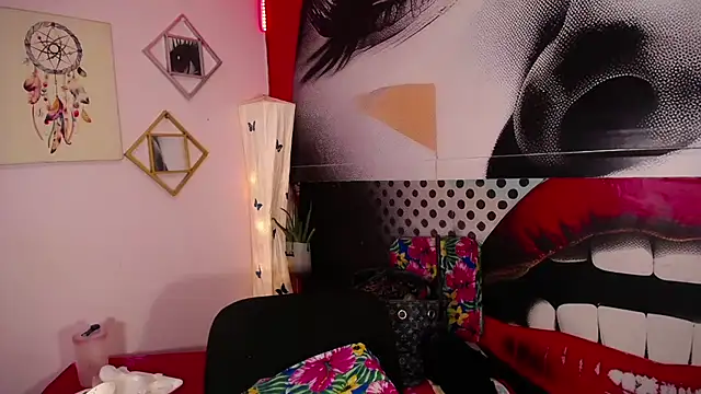 karlaveckyts online show from November 2025 07:03:01 PM