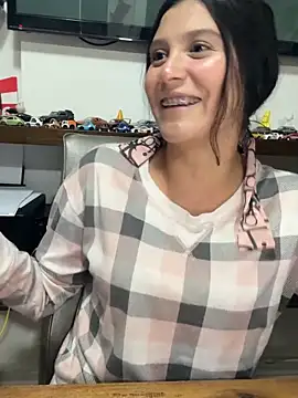 kinky milaxh online show from December 2025 11:32:02 PM