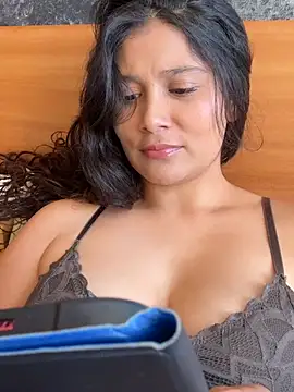 Snapshot of kinky_mila@xh chatting on July 2026 08:01:01 PM kinky milaxh online show from July 2026 08:01:01 PM