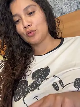 Snapshot of kinky_mila@xh chatting on July 2026 11:33:01 PM kinky milaxh online show from July 2026 11:33:01 PM