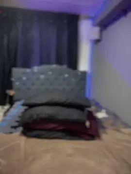 yanza2002 online show from January 2025 11:43:01 PM