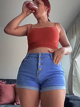 LINDA PATTY94 online show from January 2025 09:50:02 PM