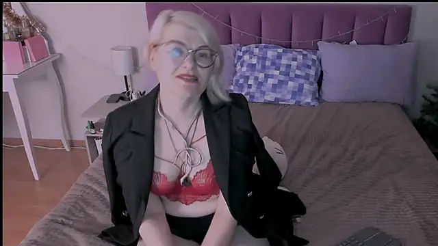 sabrinamacmarren online show from January 2025 10:34:01 PM