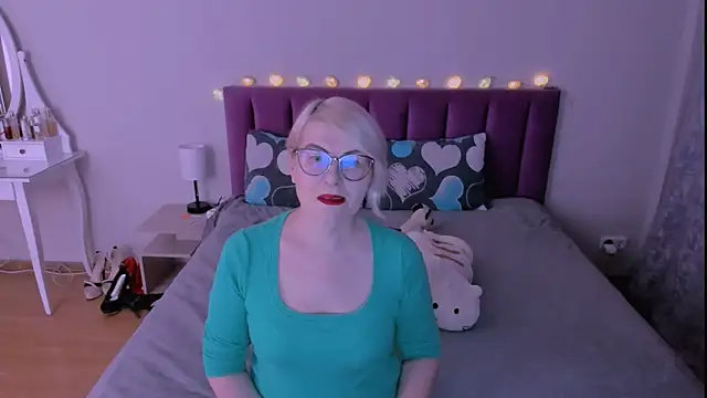 sabrinamacmarren online show from February 2026 03:49:02 PM